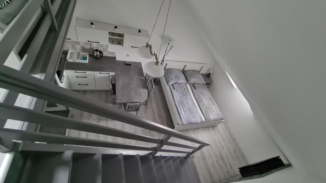 Gyulai-Fuerdo-Apartman Ii. Buitenkant foto