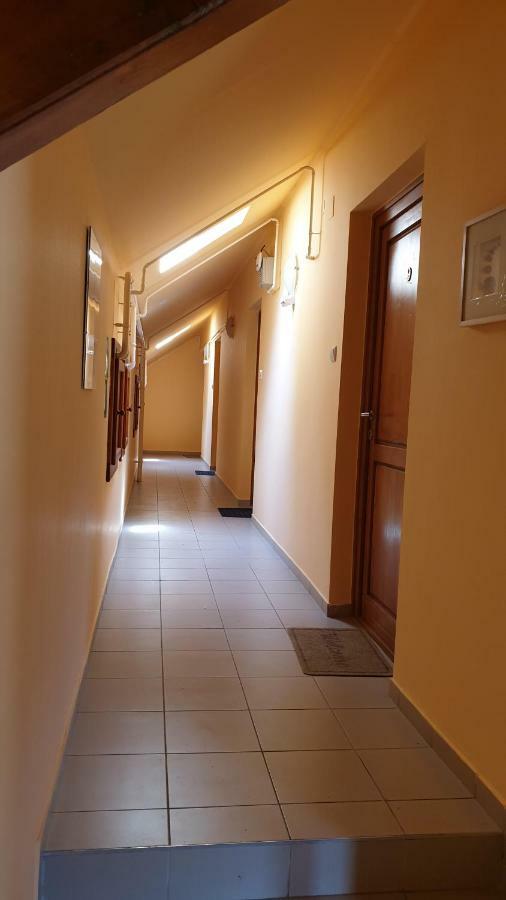 Gyulai-Fuerdo-Apartman Ii. Buitenkant foto